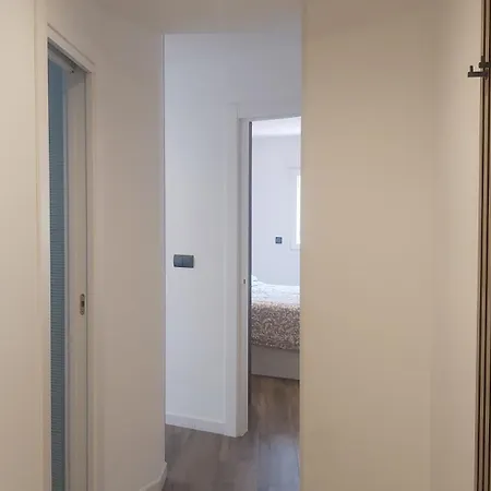 Del Parque Flats Playamar * טורמולינוס