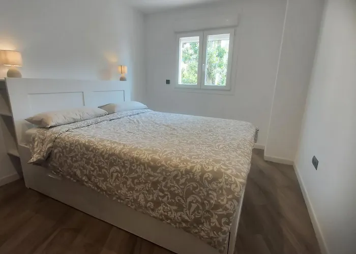 Del Parque Flats Playamar