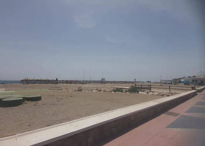 Del Parque Flats Playamar Apartment *